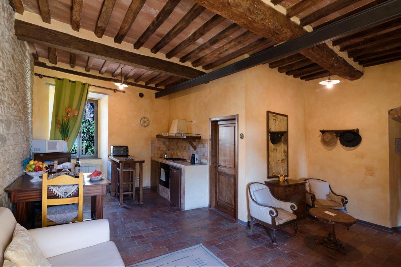 Farm stay Monastero San Silvestro *